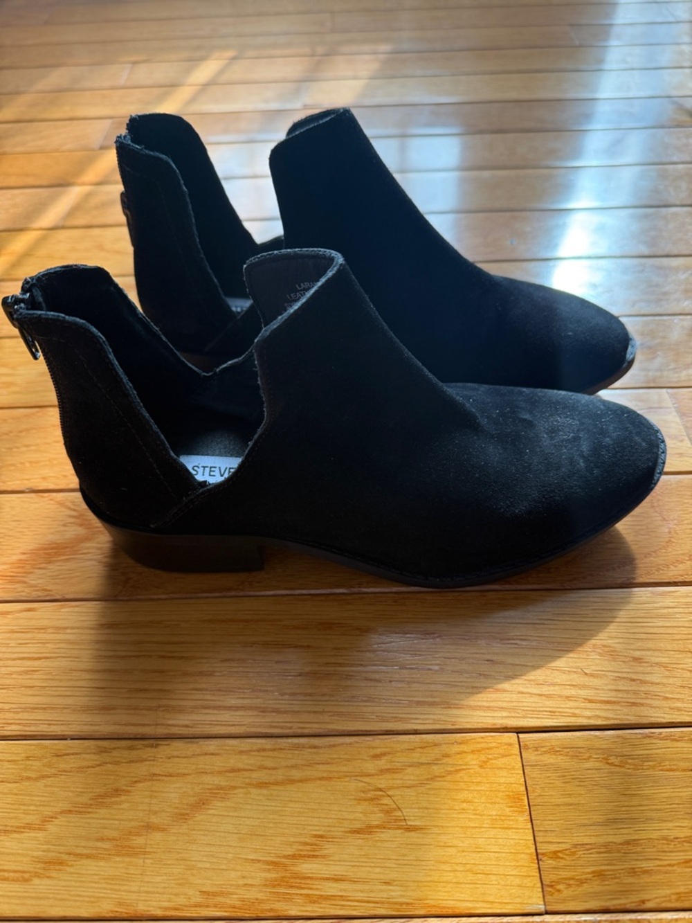 NWOT Steve Madden Black Suede Cutout Booties